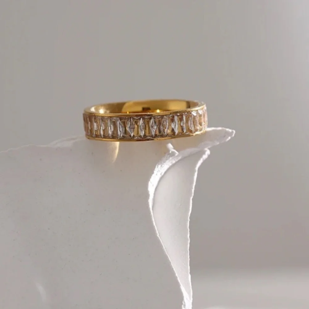 N/A cubic zirconia